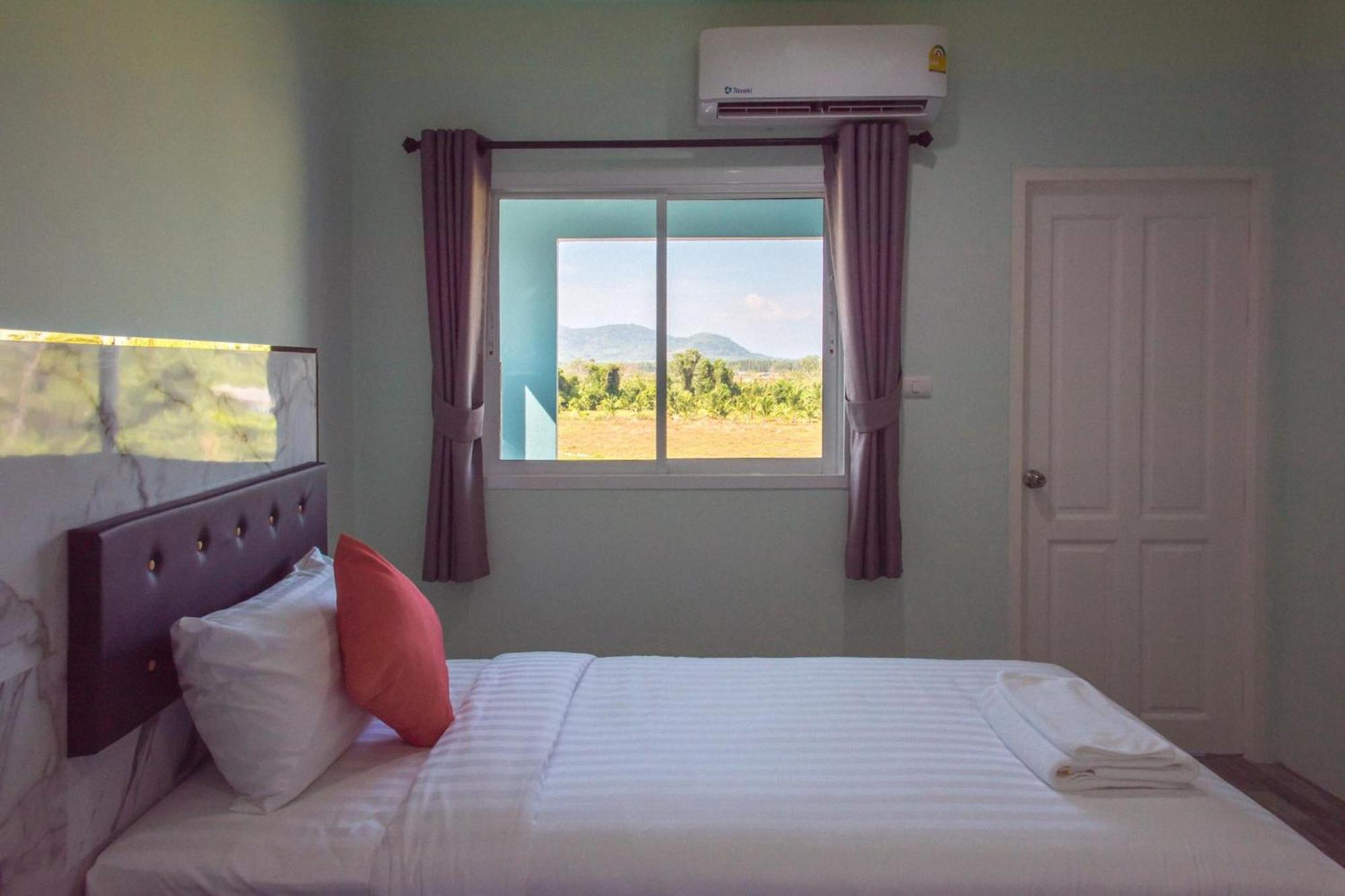 Anatasia Apartment Phuket Exterior foto